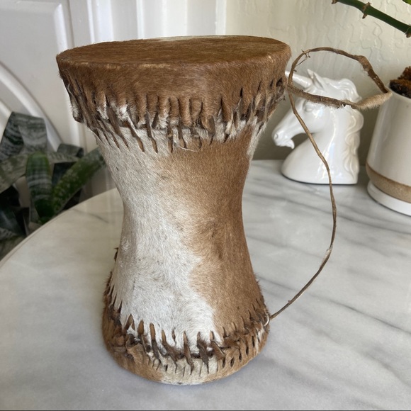 VINTAGE • African Hand Drum Malawian Beautiful Leather Craft Handmade Instrument - Picture 2 of 4